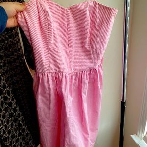 Lilly Pulitzer pink and white striped strapless dress 💕